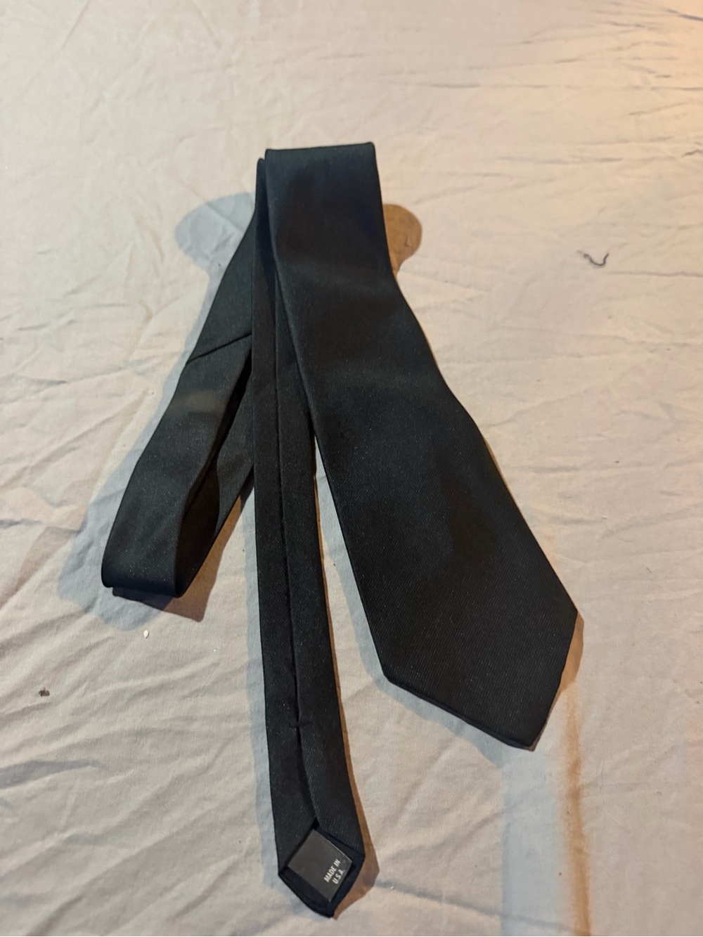 Classic Black Men's Necktie for Formal Wear